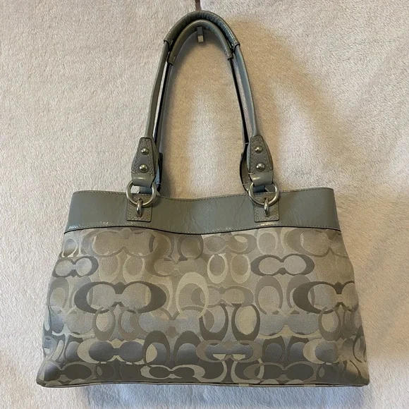 Coach EUC Penelope Signature Tote Bag - Picture 2 of 7